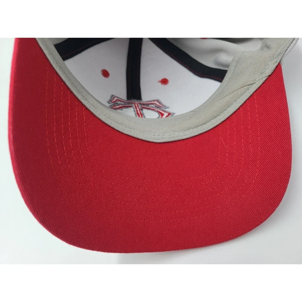 Minnesota Twins Fan Favorite Adjustable Hat Cap Polyester Blend Men MLB Gray Red